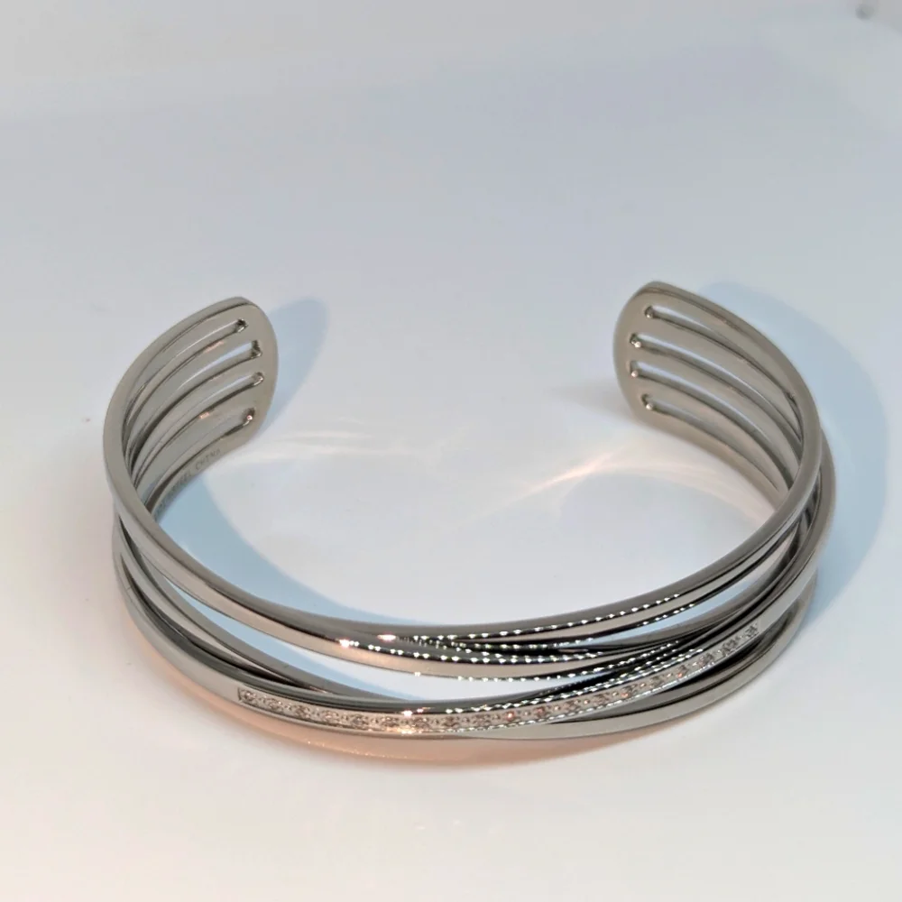 Two Beautiful Bracelets - Picture 1 of 8